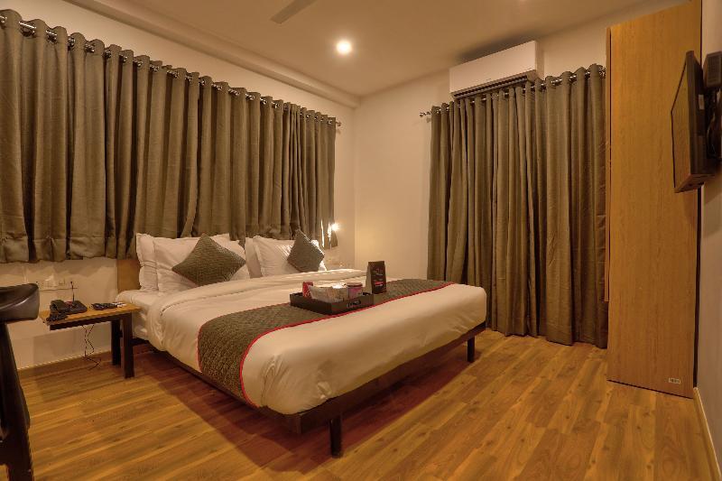 Oyo Townhouse 87 Spartan Nagar Chennai Bagian luar foto
