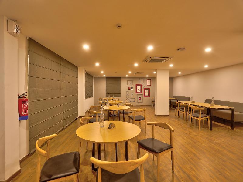 Oyo Townhouse 87 Spartan Nagar Chennai Bagian luar foto