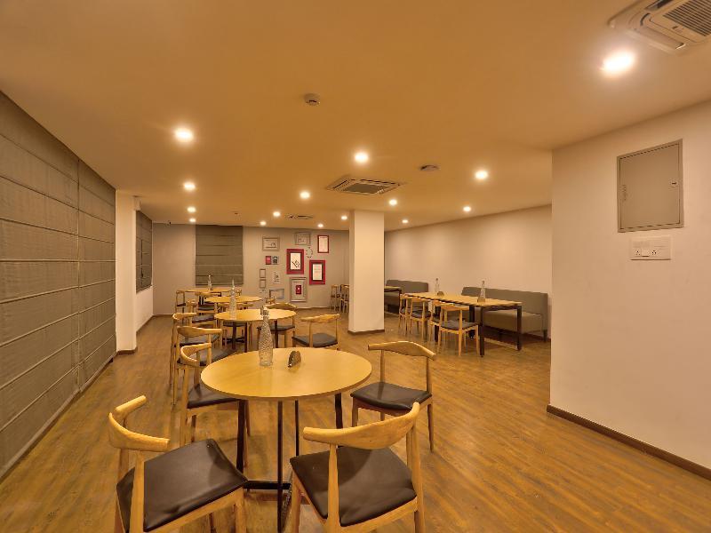 Oyo Townhouse 87 Spartan Nagar Chennai Bagian luar foto