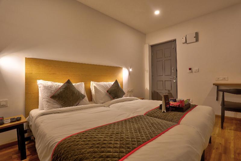Oyo Townhouse 87 Spartan Nagar Chennai Bagian luar foto